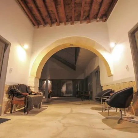 St. Lazaros Apartament *